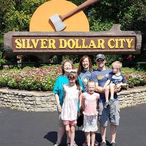 Meet your Posher, Nikki